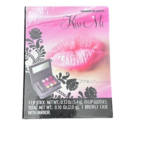 Kiss Me‎ Lip Palette Lip Stick 10 Lip Glosses Brush Case Mirror GIFT New In Box - Picture 1 of 4